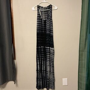 Heart Hips Monochrome Tie-Dye Maxi Dress